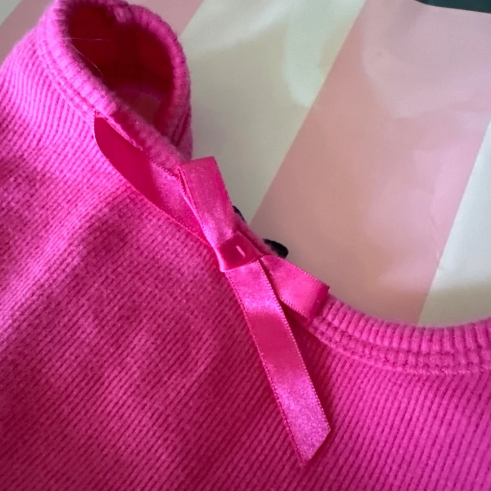 Victoria Secret Top - Picture 7 of 7
